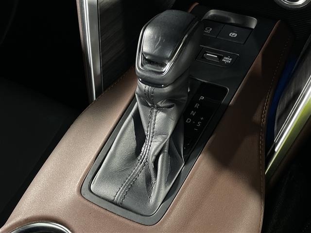 Toyota HARRIER 2024 8014256-3