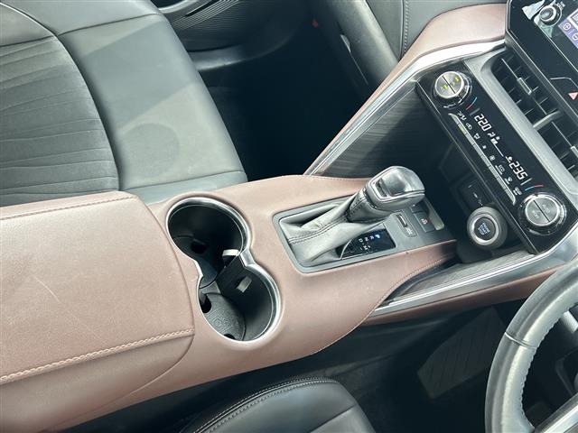 Toyota HARRIER 2021 8014339-3