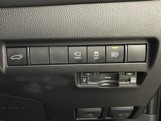 Toyota HARRIER 2023 8014356-8