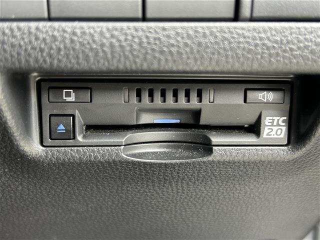 Toyota HARRIER 2022 8014379-20