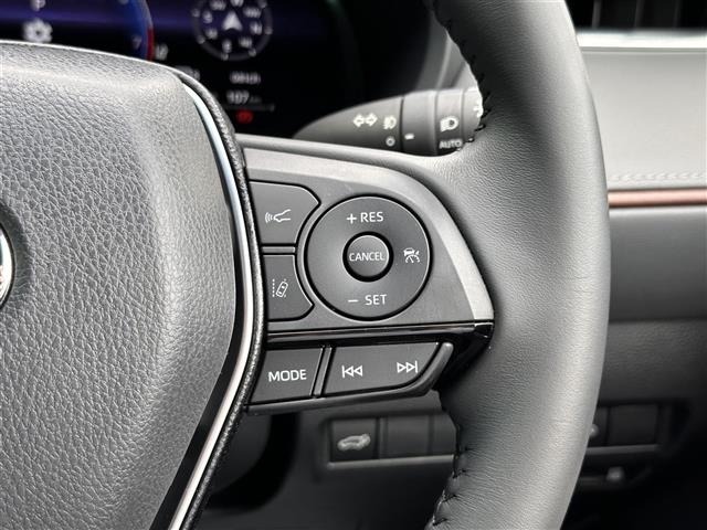 Toyota HARRIER 2023 8014380-1