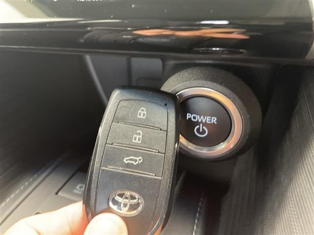 Toyota HARRIER 2023 8014382-21