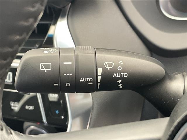 Toyota HARRIER 2023 8014382-6