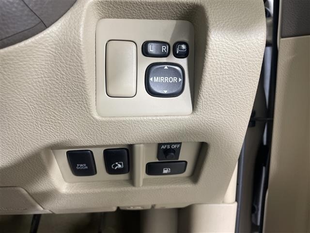 Toyota HARRIER 2004 8014388-11