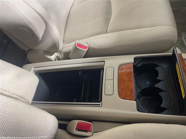 Toyota HARRIER 2004 8014388-2