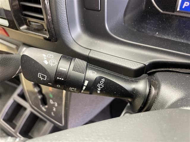 Toyota HIACE VAN 2016 8000985-17