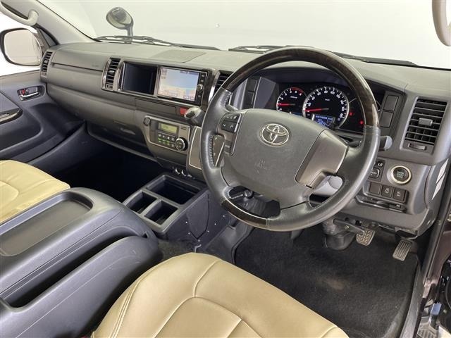 Toyota HIACE VAN 2016 8000985-22