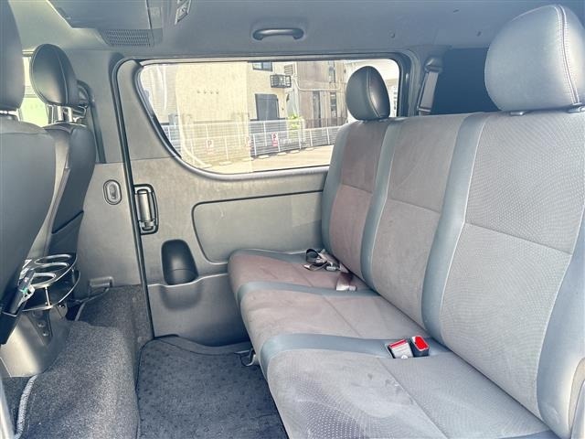 Toyota HIACE VAN 2021 8001051-4