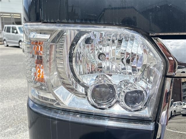 Toyota HIACE VAN 2021 8001051-7