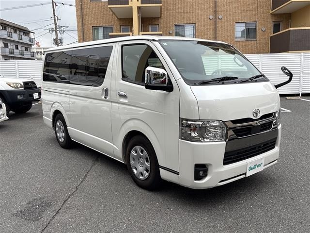 Toyota HIACE VAN 2023 8001064-15