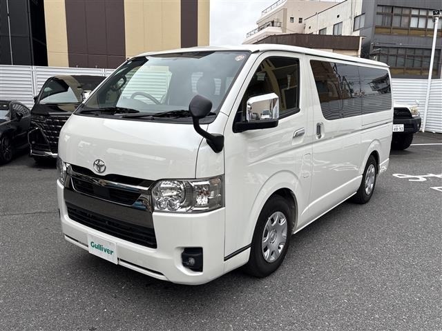 Toyota HIACE VAN 2023 8001064-17