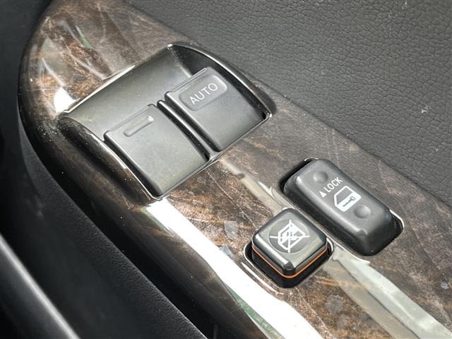 Toyota HIACE VAN 2019 8001076-9