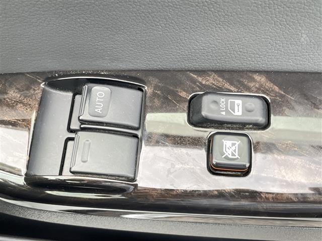 Toyota HIACE VAN 2022 8001077-4