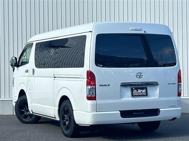 Toyota HIACE VAN 2023 8001081-15