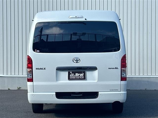 Toyota HIACE VAN 2023 8001081-16