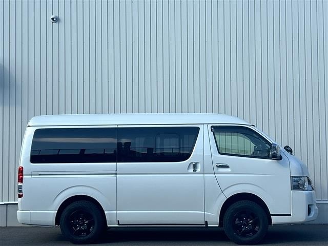 Toyota HIACE VAN 2023 8001081-21