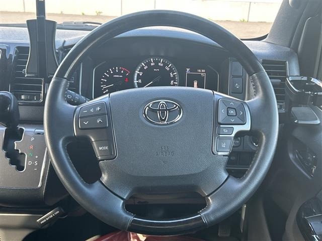 Toyota HIACE VAN 2023 8001081-9