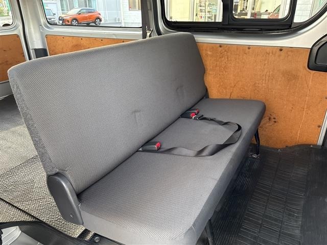 Toyota HIACE VAN 2015 8001082-10