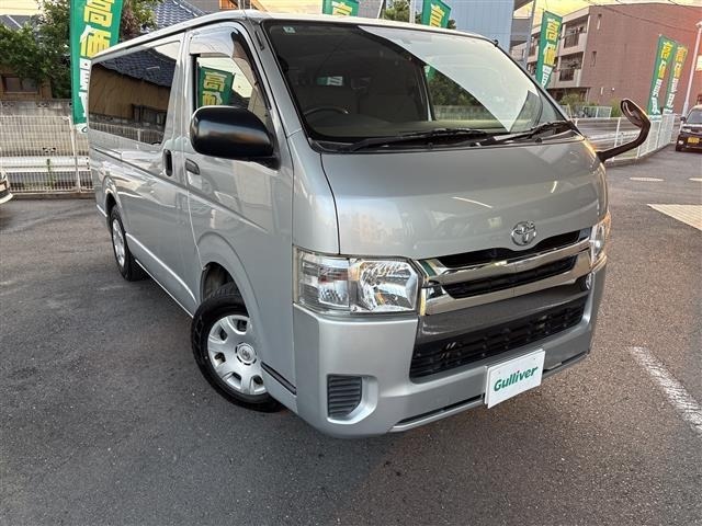 Toyota HIACE VAN 2015 8001082-3