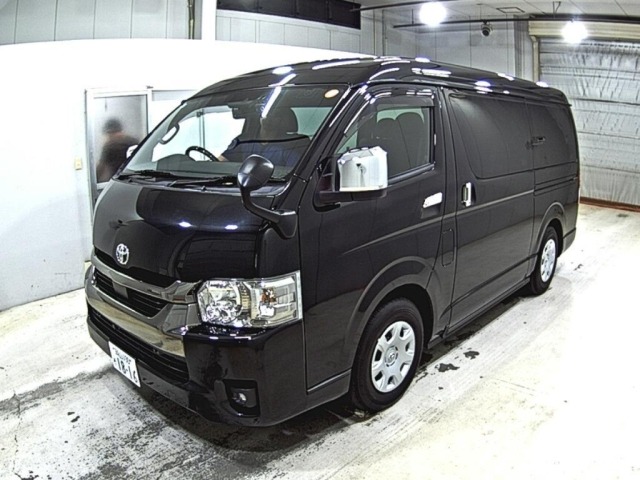 Toyota HIACE VAN 2025 8001922-4