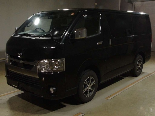 Toyota HIACE VAN 2020 8001942-0