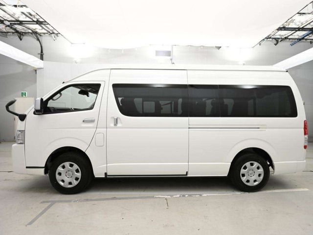 Toyota HIACE WAGON 2025 8006252-4