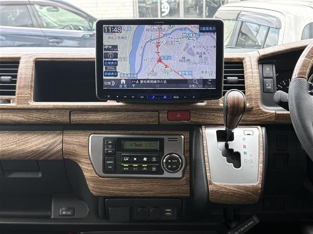 Toyota HIACE WAGON 2023 8006807-18