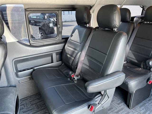 Toyota HIACE WAGON 2020 8006811-11