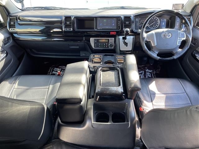 Toyota HIACE WAGON 2020 8006811-13