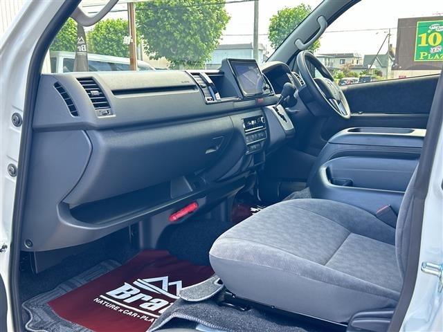 Toyota HIACE WAGON 2026 8006839-2