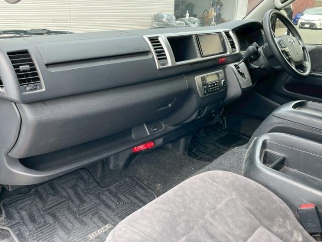 Toyota HIACE WAGON 2021 8006869-6