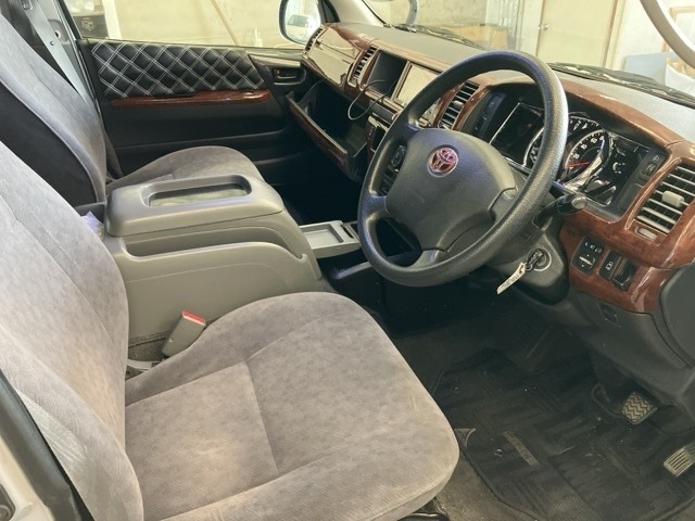 Toyota HIACE WAGON 2010 8006914-4