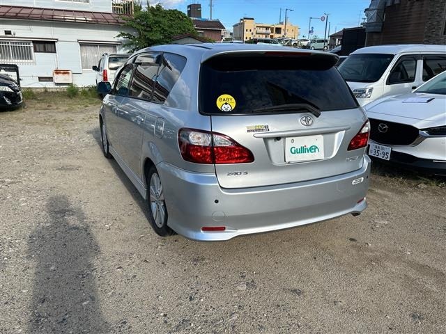 Toyota IPSUM 2004 8014732-13