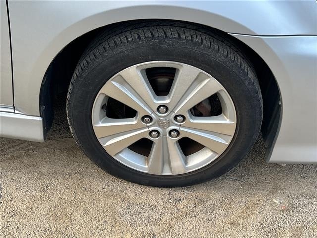 Toyota IPSUM 2004 8014732-20