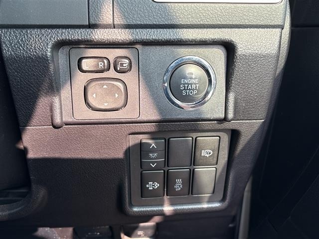 Toyota LAND CRUISER PRADO 2016 8015637-1