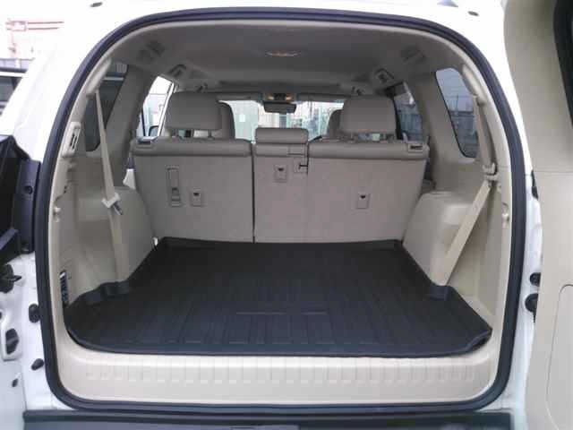 Toyota LAND CRUISER PRADO 2023 8015645-10