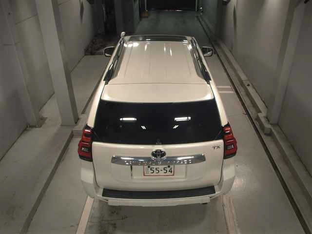 Toyota LAND CRUISER PRADO 2023 8015645-7