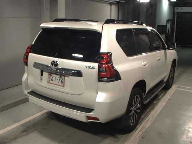 Toyota LAND CRUISER PRADO 2021 8015649-5
