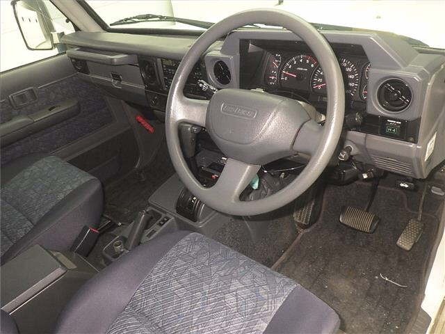 Toyota LAND CRUISER 2003 8002079-3