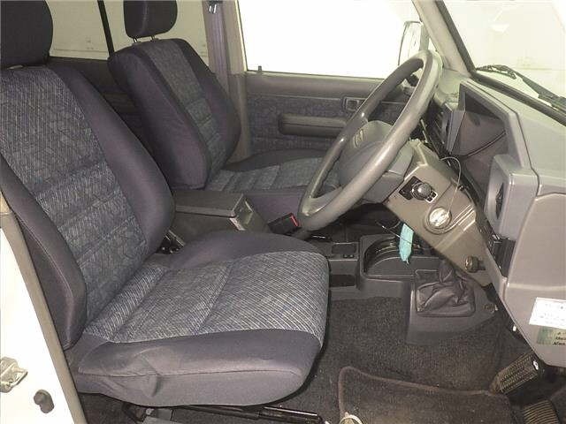 Toyota LAND CRUISER 2003 8002079-5