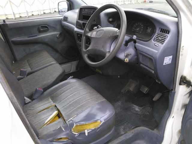 Toyota LITEACE VAN 2002 8013783-3