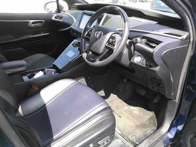 Toyota Mirai 2017 8014648-3
