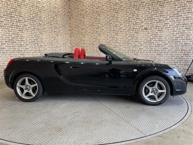 Toyota MR-S 2003 8002532-13