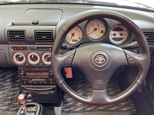 Toyota MR-S 2003 8002532-17