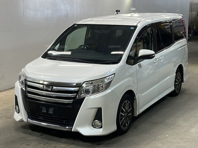 Toyota NOAH 2014 8006541-0