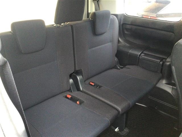 Toyota NOAH 2019 8006943-10