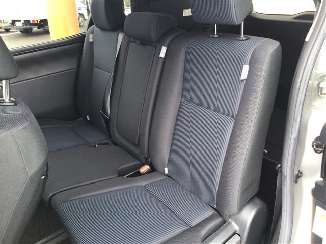 Toyota NOAH 2019 8006943-12