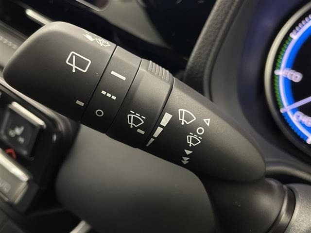Toyota NOAH 2025 8009030-7