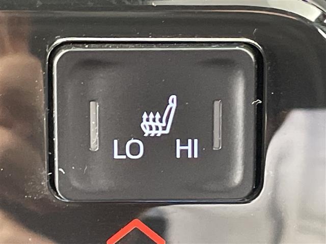 Toyota NOAH 2022 8009389-20