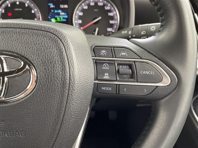 Toyota NOAH 2022 8009389-9